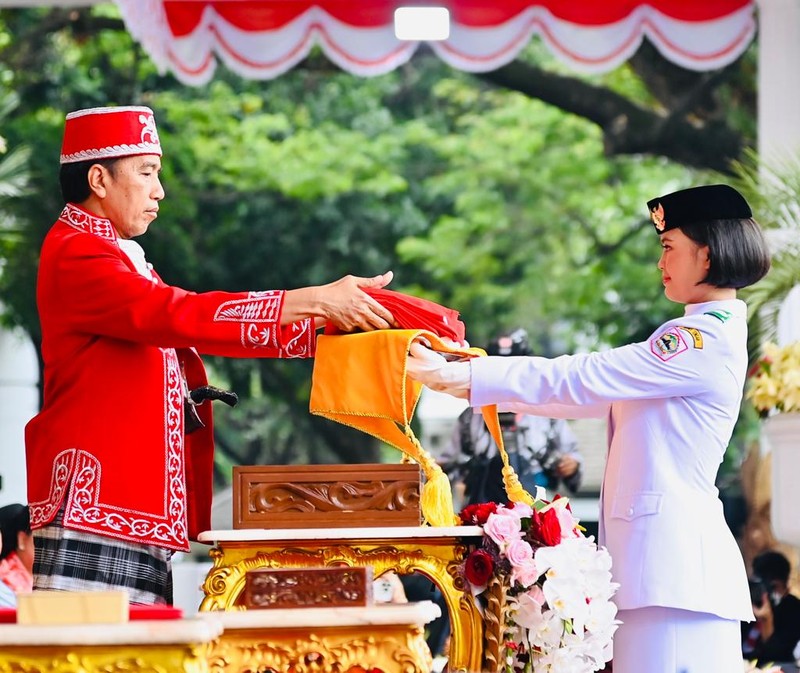 Upacara Peringatan Detik-Detik Proklamasi Tahun 2022 Berlangsung Khidmat dan Lancar. (Laily Rachev - Biro Pers Sekretariat Presiden) Upacara Peringatan Detik-Detik Proklamasi Tahun 2022 Berlangsung Khidmat dan Lancar. (Laily Rachev - Biro Pers Sekretariat Presiden)