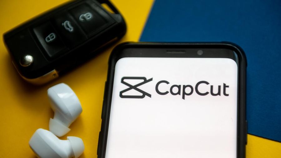 POLAND - 2022/02/01: In this photo illustration a CapCut logo seen displayed on a smartphone. (Photo Illustration by Mateusz Slodkowski/SOPA Images/LightRocket via Getty Images)
