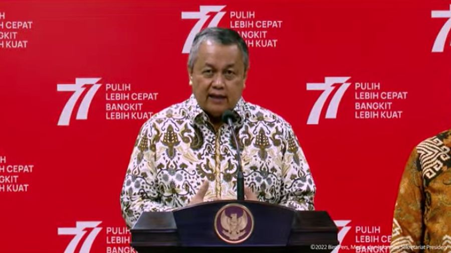 Gubernur Bank Indonesia, Perry Warjiyo Saat Memberikan Keterangan Pers terkait Pembukaan Rakornas Pengendalian Inflasi Tahun 2022, Kamis (18/8/2022). (Tangkapan Layar Youtube Sekretariat Presiden)