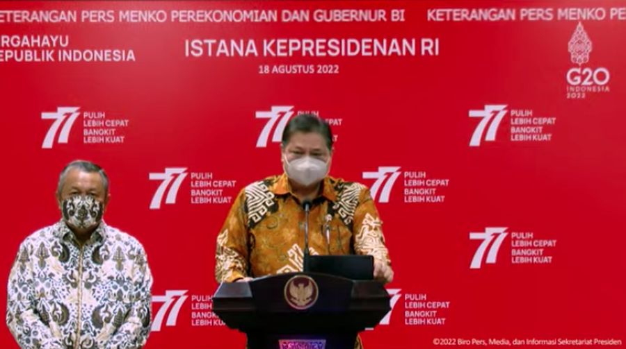 Menko Perekonomian Airlangga Hartarto Saat Memberikan Keterangan Pers terkait Pembukaan Rakornas Pengendalian Inflasi Tahun 2022, Kamis (18/8/2022). (Tangkapan Layar Youtube Sekretariat Presiden)