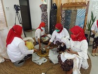 Pertamina Ajak Masyarakat Angkat Budaya Lokal DIY Lewat Batik