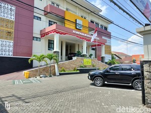 Kejari Bojonegoro Layangkan Panggilan Ke Diler Pengadaan Mobil Siaga Desa