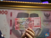 Rupiah Dekati Rp 15.600/US$! BI Bakal Gas Pol?