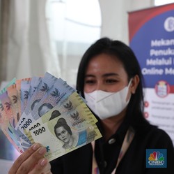 BI: Rupiah Melemah, Tapi Lebih Baik dari Ringgit & Rupee