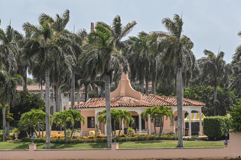 FILE PHOTO: An aerial view of former U.S. President Donald Trump's Mar-a-Lago home after Trump said that FBI agents raided it, in Palm Beach, Florida, U.S. August 15, 2022. REUTERS/Marco Bello/File Photo