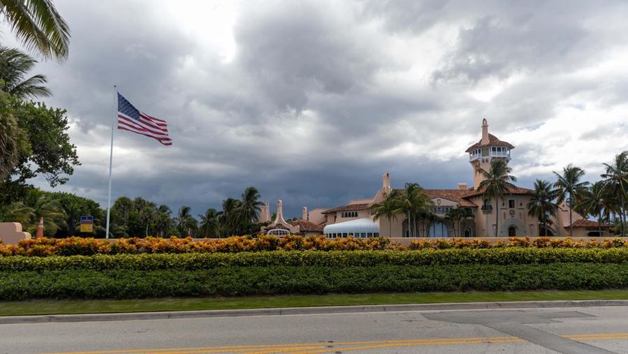 FILE PHOTO: An aerial view of former U.S. President Donald Trump's Mar-a-Lago home after Trump said that FBI agents raided it, in Palm Beach, Florida, U.S. August 15, 2022. REUTERS/Marco Bello/File Photo