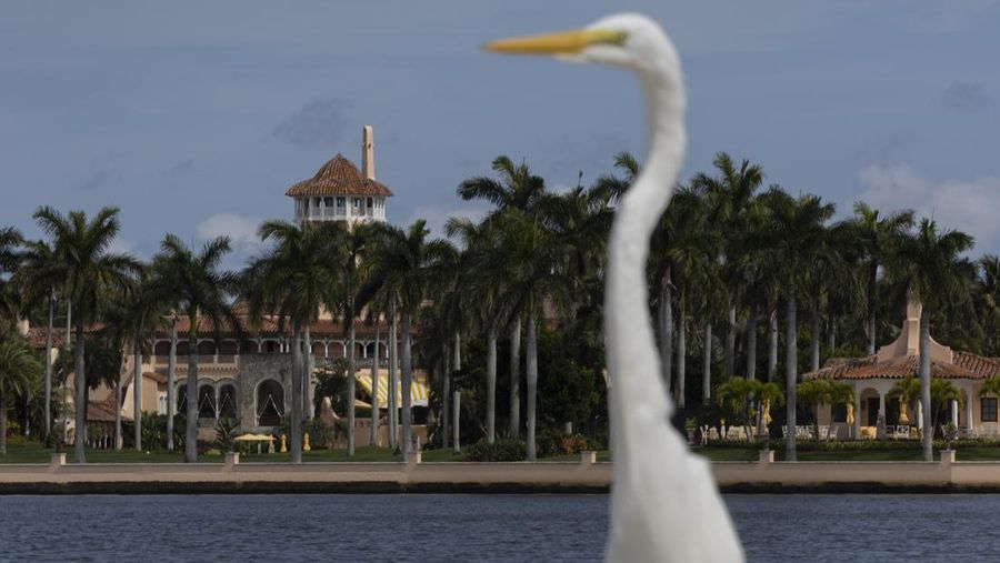 FILE PHOTO: An aerial view of former U.S. President Donald Trump's Mar-a-Lago home after Trump said that FBI agents raided it, in Palm Beach, Florida, U.S. August 15, 2022. REUTERS/Marco Bello/File Photo