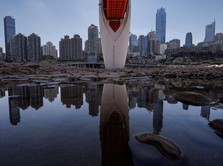 Xi Jinping Pening, Ada Bencana Baru 