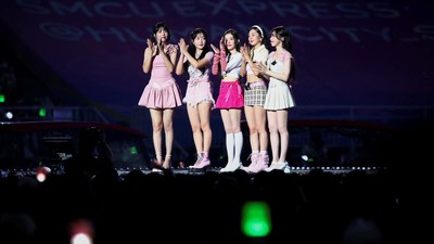 Sold Out! TWICE Jadi Girl Group K-pop Pertama yang Akan Konser di