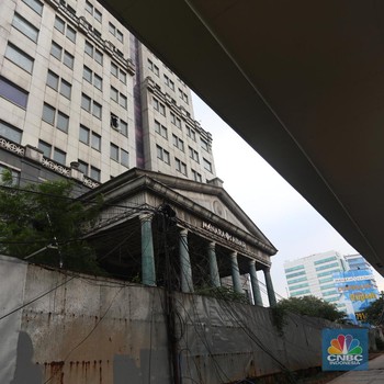 Potret Kelam Bangunan Mangkrak di Jakarta, Begini Nasibnya