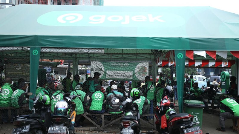 Ilustrasi aturan baru tarif ojek online. (CNBC Indonesia/Tri Susilo)