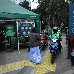 Jika Tarif Ojol Naik, Grab-Gojek Bakal Ditinggal Pelanggan?
