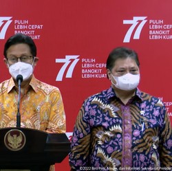 Covid di RI Lebih Rendah Vs Negara Lain, Warga 'Super Kebal'?