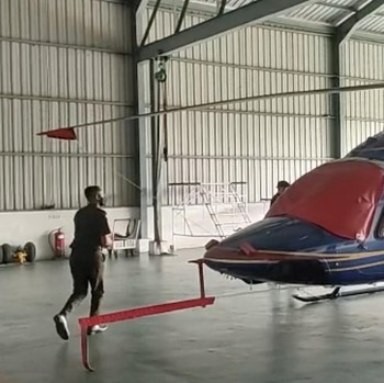 Penampakan Helikopter Surya Darmadi yang Disita Kejagung