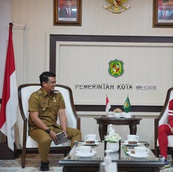 Bobby Nasution Apresiasi Crespo, Anak Medan Juara AFF U16