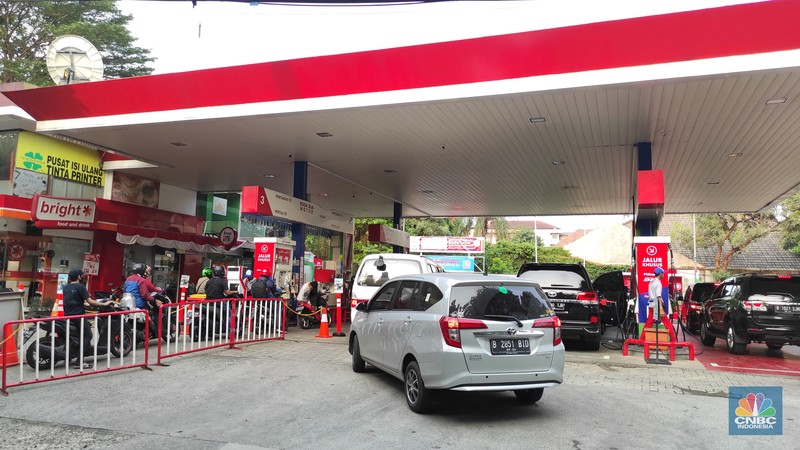 SPBU Pertamina, Kemang (CNBC Indonesia/Andrean Kristianto) SPBU Pertamina, Kemang (CNBC Indonesia/Andrean Kristianto)