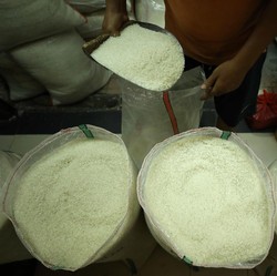 Survei BI: Selain BBM, Harga Beras & Rokok Naik