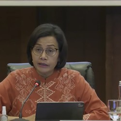 Harga BBM Pertalite & Solar yang Seharusnya Versi Sri Mulyani
