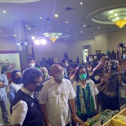 Tarif Ojol Naik Malah Bikin Masalah, Ini Kata Menteri Teten