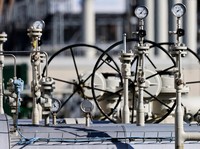 Harga Minyak Stabil, Investor Pantau Perkembangan Rusia-Ukraina