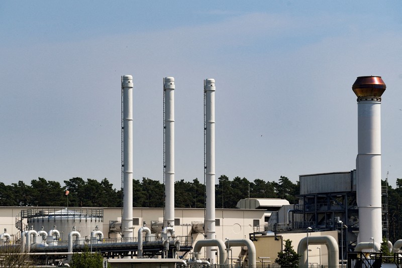 UKRAINE-CRISIS/GERMANY-GAS FILE PHOTO: A view shows pipes at the landfall facilities of the 'Nord Stream 1' gas pipeline in Lubmin, Germany, July 21, 2022. REUTERS/Annegret Hilse//File Photo