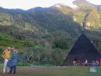 Wae Rebo, Pesona Kampung di Atas Awan dari Timur Indonesia