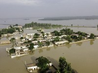 Potret Seperempat Pakistan Jadi Lautan karena Banjir Dahsyat