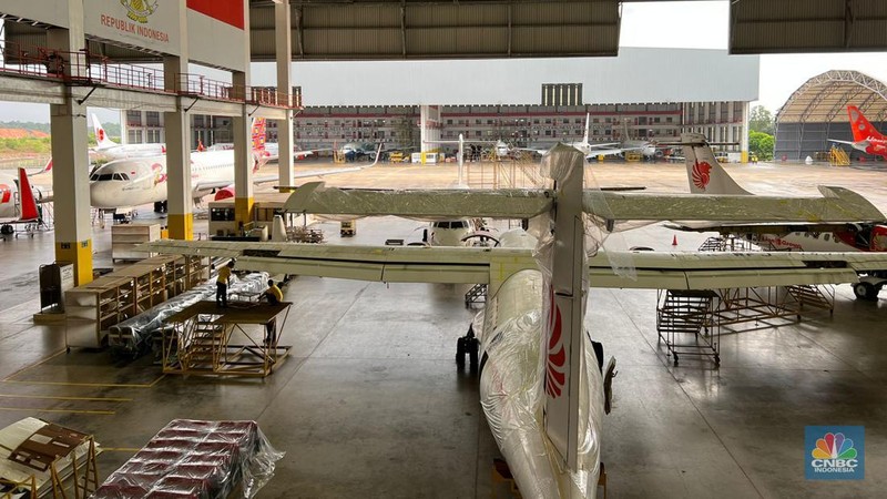Batam Aero Technic (BAT) sebagai pusat perawatan dan pengerjaan penanganan perbaikan pesawat udara (Maintenance, Repair, Overhaul/ MRO) member of Lion Air Group senantiasa mengembangkan kapabilitas dan kemampuan. (CNBC Indonesia/Wahyu Daniel P)