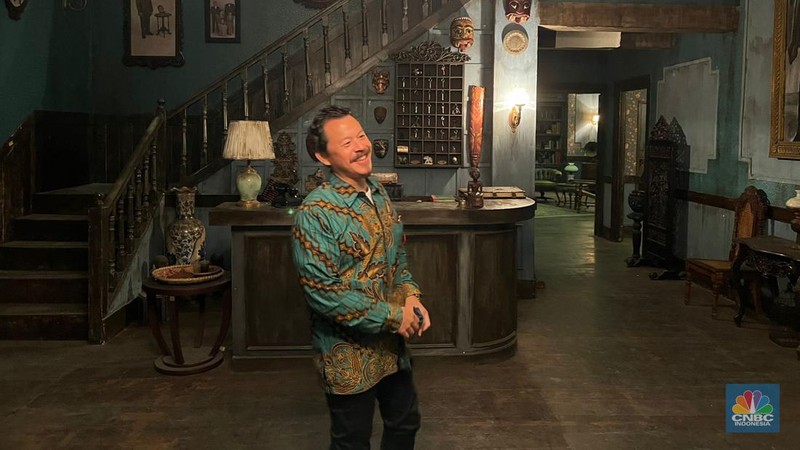 CEO Infinite Studios Mike Wiluan saat di lokasi studio film kawasan Batam, Kepulauan Riau. (CNBC Indonesia/Wahyu Daniel P)