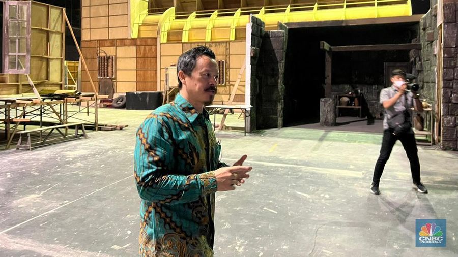 CEO Infinite Studios Mike Wiluan saat di lokasi studio film kawasan Batam, Kepulauan Riau. (CNBC Indonesia/Wahyu Daniel P)