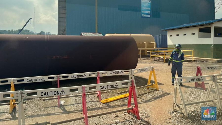 Di Indonesia sudah ada fasilitas produksi anjungan lepas pantai di Batam, Kepulauan Riau. Fasilitas ini dimiliki oleh McDermott. (CNBC Indonesia/Wahyu Daniel P)