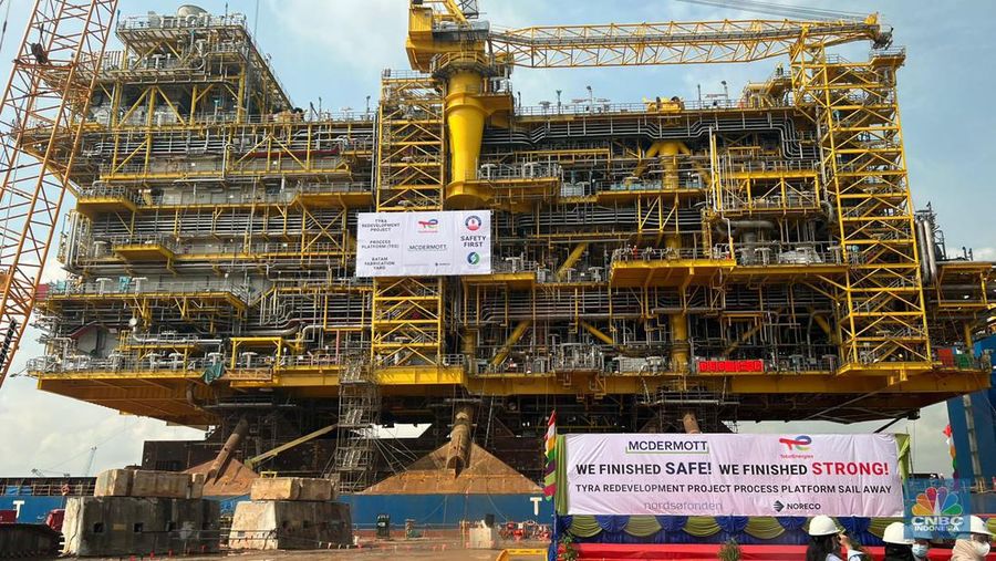 Di Indonesia sudah ada fasilitas produksi anjungan lepas pantai di Batam, Kepulauan Riau. Fasilitas ini dimiliki oleh McDermott. (CNBC Indonesia/Wahyu Daniel P)