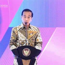 Jokowi Luncurkan Kartu Kredit PNS, Ini Cara Pakainya!