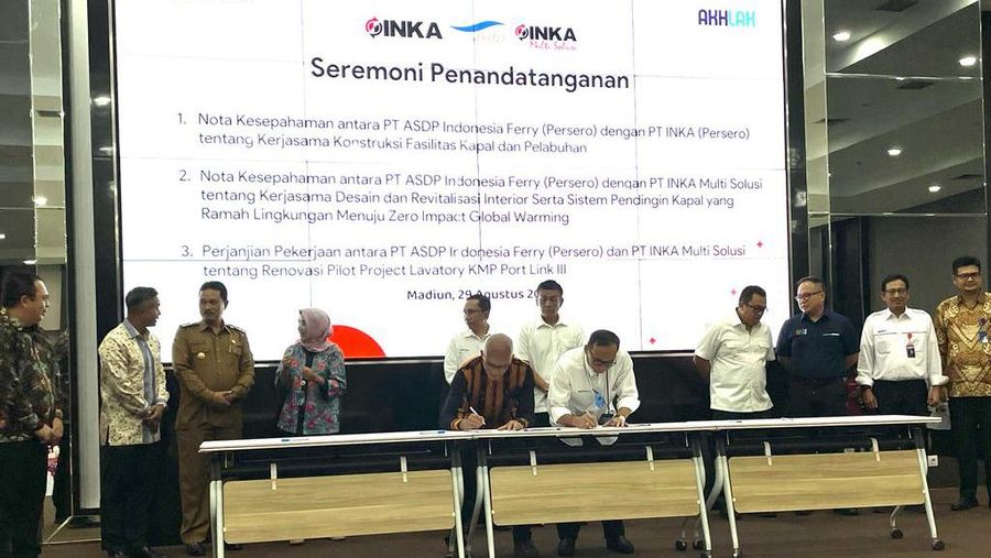 menandatangani MoU antara VKTR dan INKA