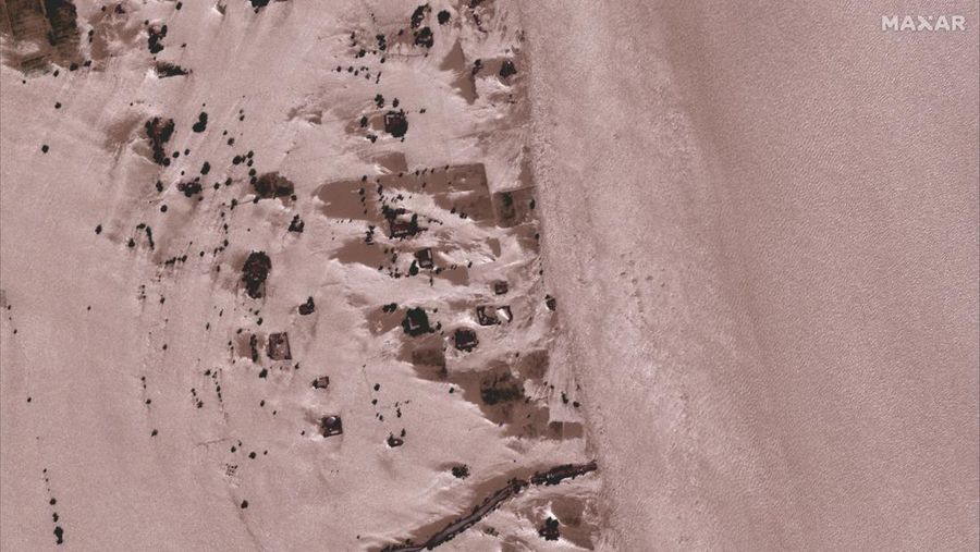 Satelit Maxar Technologies menunjukkan banjir, di Rajanpur, Pakistan. (VIA REUTERS/MAXAR TECHNOLOGIES)