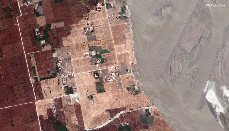 Satelit Maxar Technologies menunjukkan banjir, di Rajanpur, Pakistan. (VIA REUTERS/MAXAR TECHNOLOGIES) Satelit Maxar Technologies menunjukkan banjir, di Rajanpur, Pakistan. (VIA REUTERS/MAXAR TECHNOLOGIES)