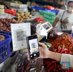 Transaksi QRIS Bakal Kena PPN 12%? Ini Kata BI