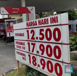 Di SPBU Mulai Muncul Papan Informasi 'Jalur BBM Subsidi'