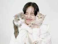 Gemas Banget, Potret 5 Idol K-pop dengan Anabul Kesayangan