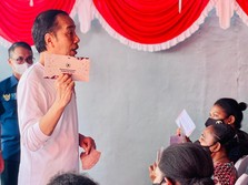 Jokowi Mulai Tebar BLT BBM Rp 600 Ribu, Anda Sudah Dapat?