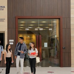 Ini Rahasia Jebolan Sampoerna University Mudah Dapat Kerjaan