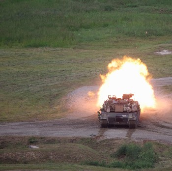 AS-Korsel 'Pamer' Kegagahan Militer, Tembakan di Mana-Mana