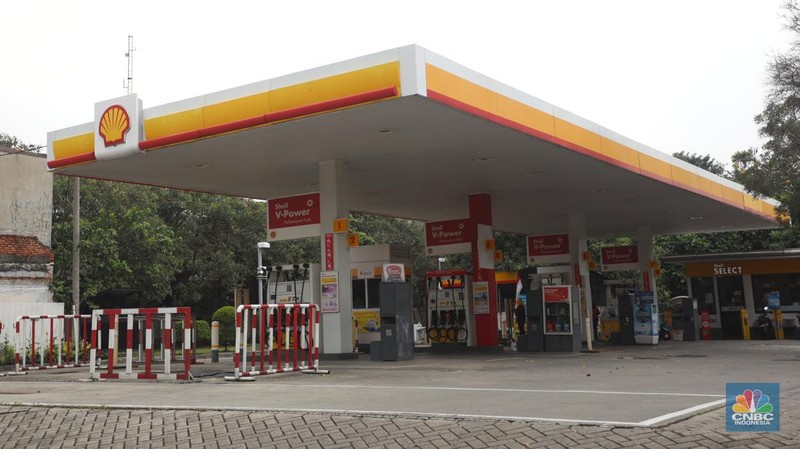 Pom Bensin Shell di Kawasan Jakarta (CNBC Indonesia/Andrean Kristianto)