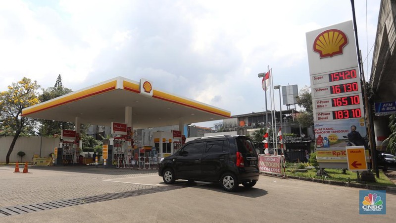 Pom Bensin Shell di Kawasan Jakarta (CNBC Indonesia/Andrean Kristianto)