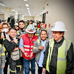 Saat Jokowi Intip Teknologi Canggih Tambang Freeport