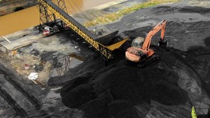 Ambruk 12%, Harga Batu Bara ke Level Terendah 10 Bulan
