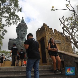 Bali Pungut Rp150 Ribu ke Turis Asing, Kemenkeu Buka Suara