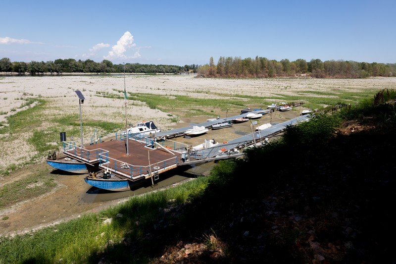 Ladang jagung benar-benar kering di Kochersberg dekat Strasbourg Prancis timur, Minggu, 28 Agustus 2022. (AP/Jean-Francois Badias) Ladang jagung benar-benar kering di Kochersberg dekat Strasbourg Prancis timur, Minggu, 28 Agustus 2022. (AP/Jean-Francois Badias)
