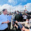 Banjir Duit! Tak Cuma Sebar BLT BBM, Jokowi Juga Bagikan Ini