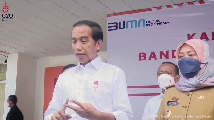 Keterangan Pers Presiden Jokowi usai Serahkan BLT BBM, Bandar Lampung, 3 September 2022. (Tangkapan Layar Youtube Sekretariat Presiden RI)